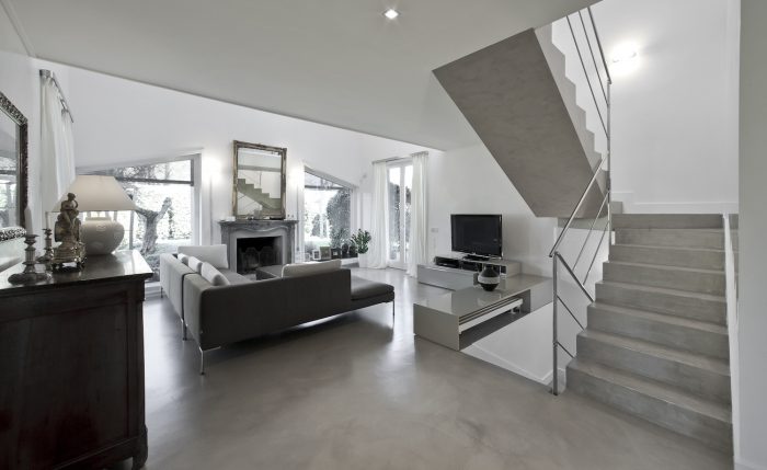 1_pavimenti-in-resina-per-soggiorni-700x429